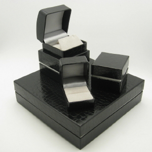 Radcliffe Fancy Black Pellaq